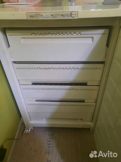 Морозильная камера бирюса 14