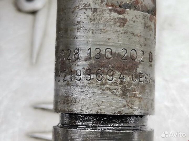 Форсунка Audi A3 8L рест. 2001 028130202Q