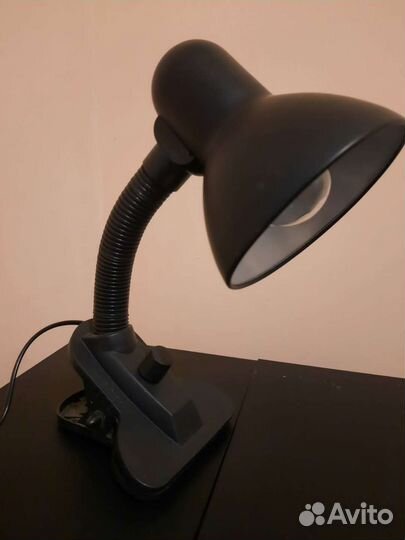 Лампа настольная