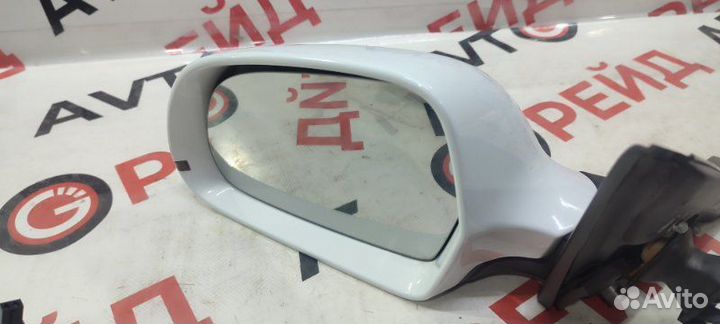 Зеркало левое Audi A4 8KH cncd 17.07.2014