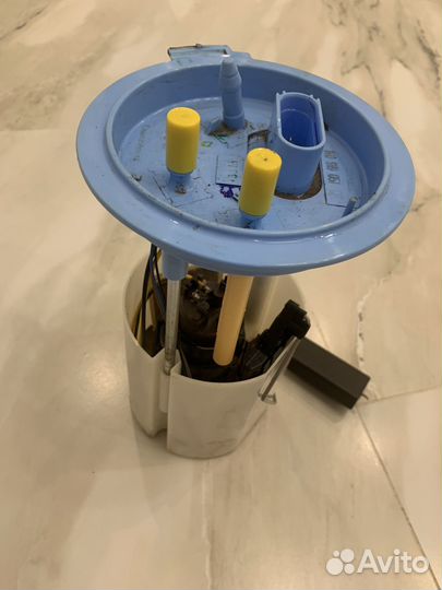 Насос топливный на volkswagen jetta