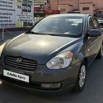 Hyundai Verna 1.4 AT, 2006, 190 000 км, с пробегом, цена 550 000 руб.