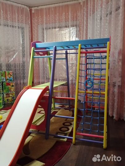 Детский спорт уголок из цельного дерева