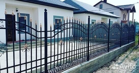 Забор из евроштакетника