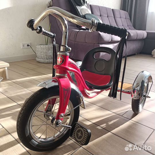 Детский трехколесный велосипед