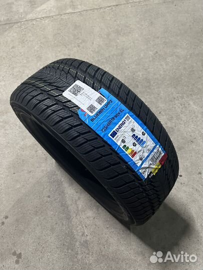 Superia Bluewin UHP 225/45 R18 95V