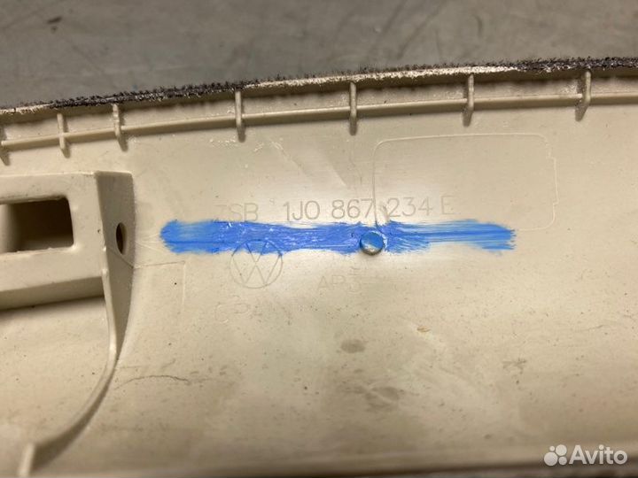 Обшивка стойки Volkswagen Bora 1997-2005 универсал