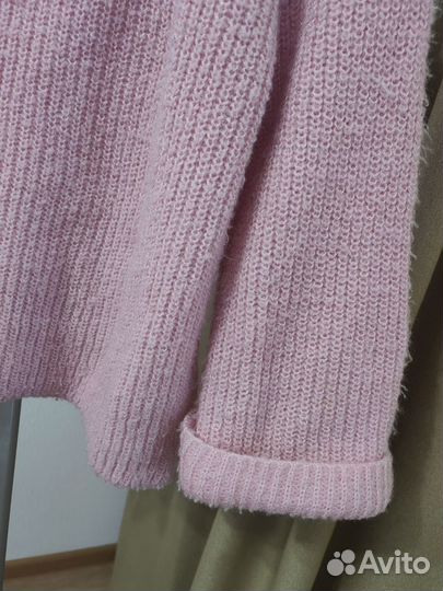 Свитер женский розовый 44 размер