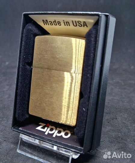 Зажигалка Brushed Brass zippo 204B HP5