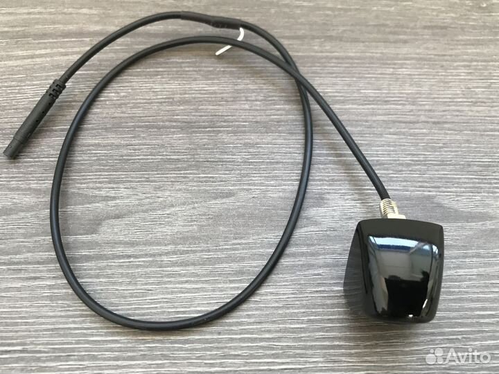 Камера заднего вида на шпильке Fisheye CCD 170