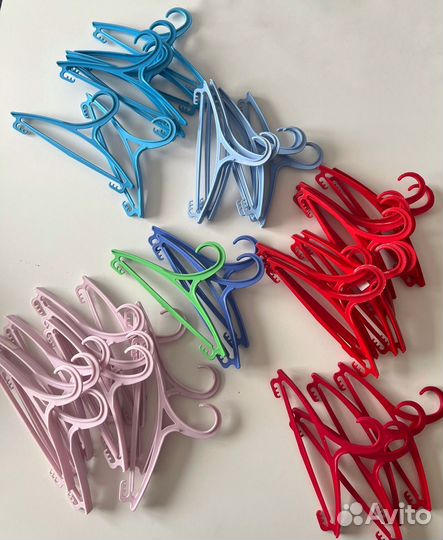 Вешалки плечики для детской одежды