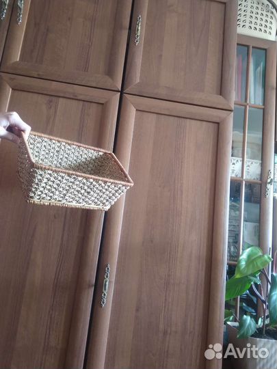 Хрустальный рог плетеная ваза