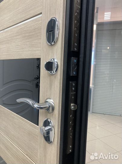 Дверь входная с повышенной шумоизоляцией