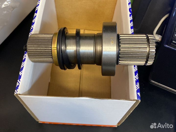 Вал приводной правый transporter t5 2.5 tdi