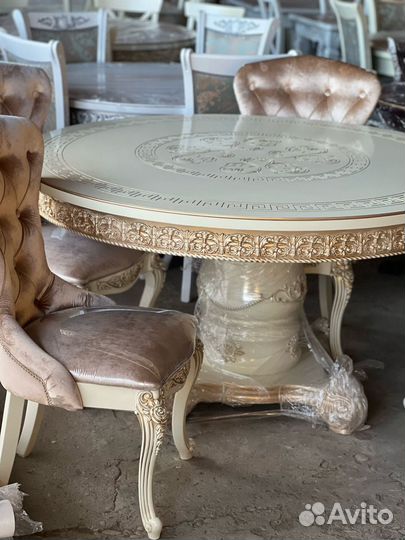 Столы круглые