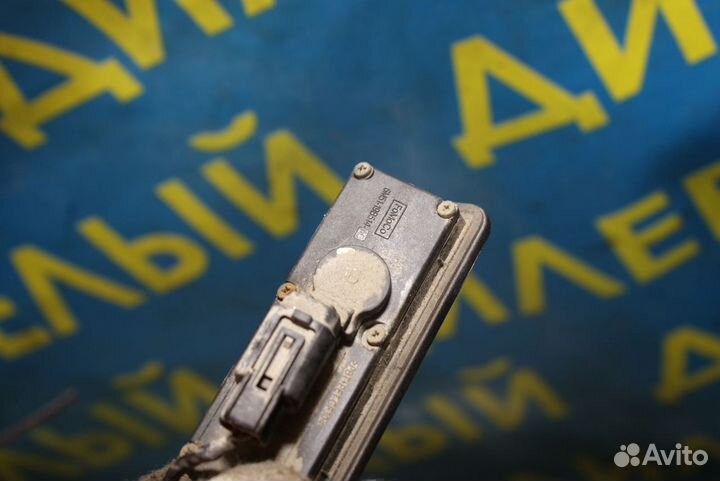 Кнопка открывания багажника Ford Focus 2