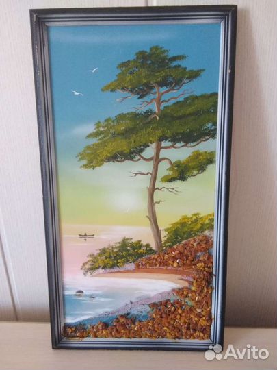 Картина с янтарем