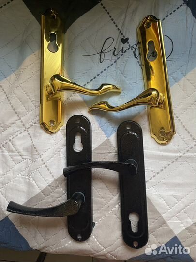 Дверная ручка