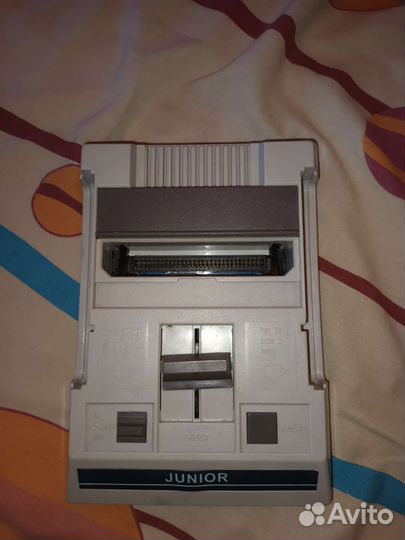 Игровая приставка Dendy Junior с играми