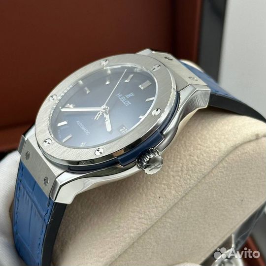 Часы Hublot Classic Fusion Blue Dial