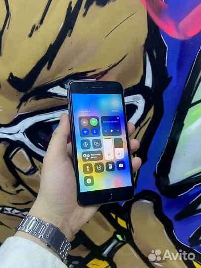 iPhone 8 Plus, 64 ГБ