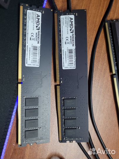 Оперативная память ddr4 AMD 8GB 2400Mhz