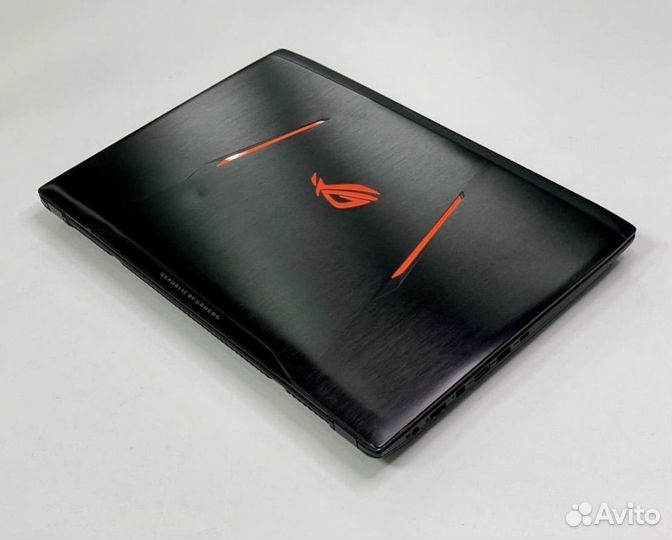 Ноутбук asus srtix