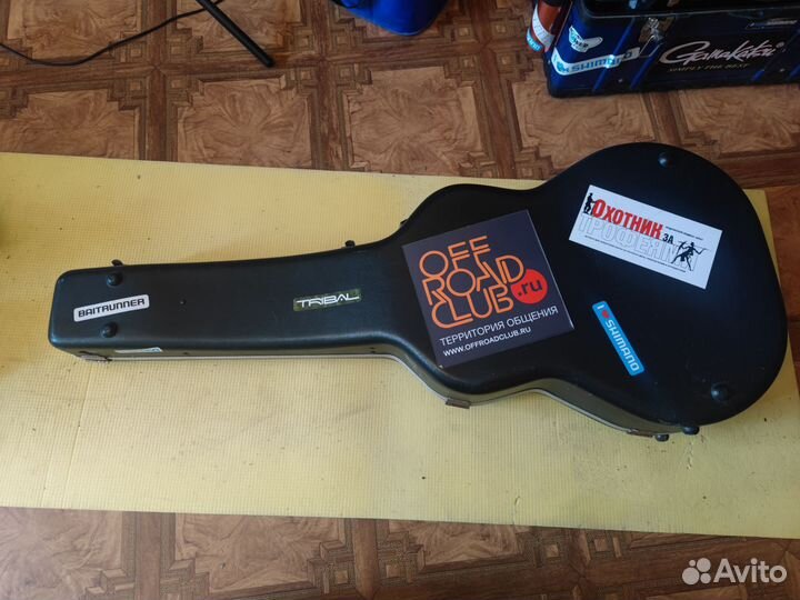 Кофр для 12 струнной гитары SKB 12 струнная гитара