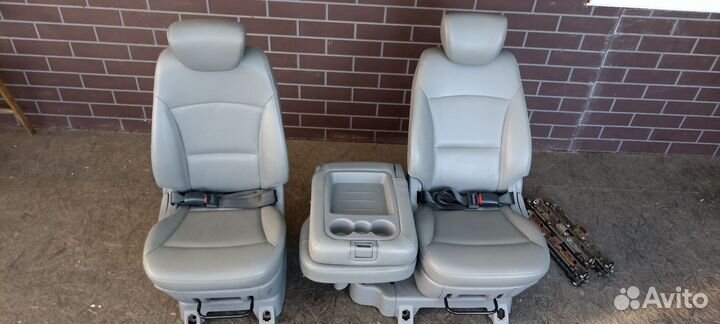 Сиденье на Hyundai Grand Starex