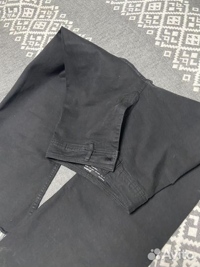 Джинсы широкие