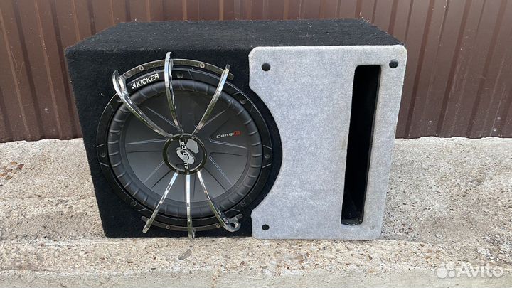 Свбвуфер Kicker