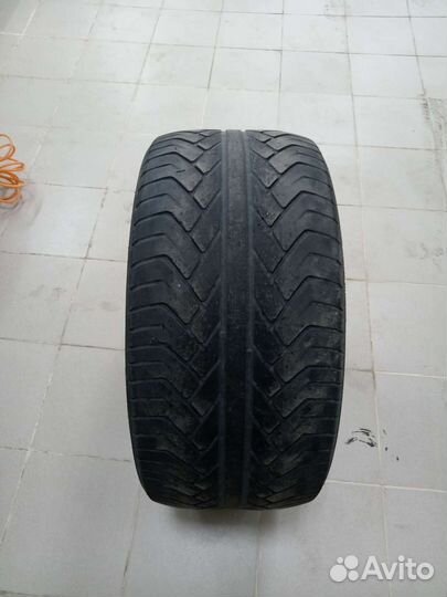 Yokohama Advan S/T V801 295/40 R20 106Y