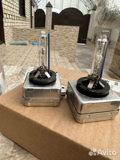 Ксенонавая лампа D1S