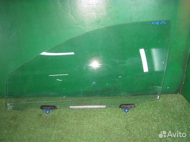 Стекло переднее левое Toyota Auris E18 2015