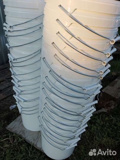 Пластиковые ведра