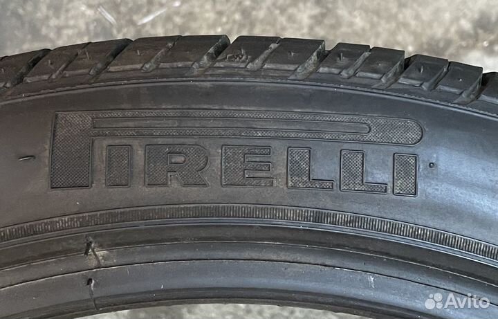 Pirelli P Zero Rosso 275/35 R20