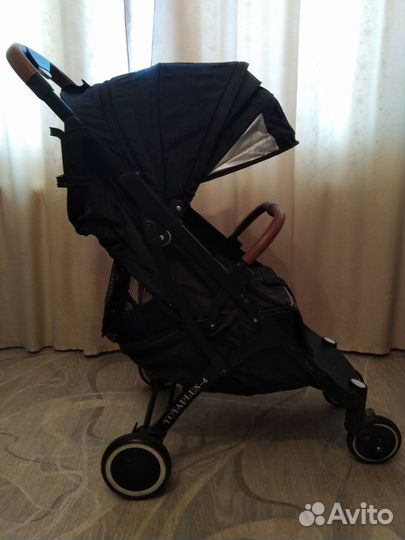 Продам прогулочную коляску