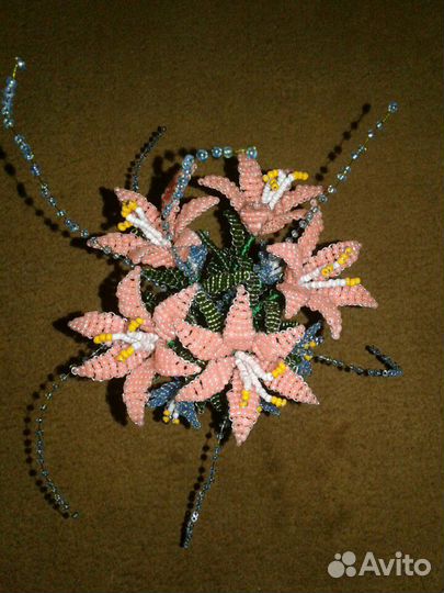 Роза и лилии