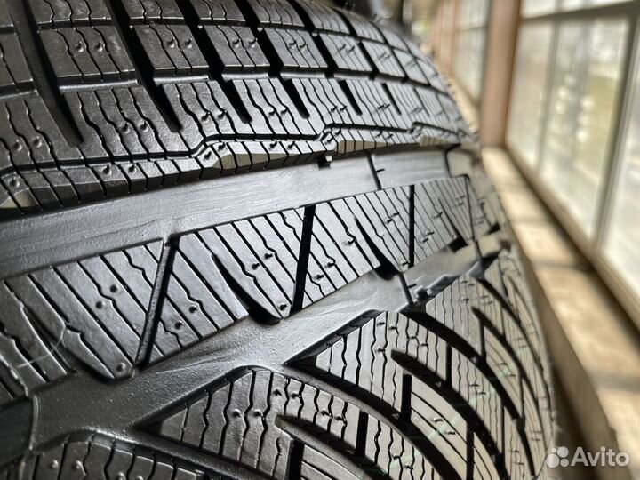 Michelin Pilot Alpin PA4 245/35 R19 93W