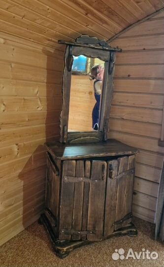 Спальный гарнитур из массива