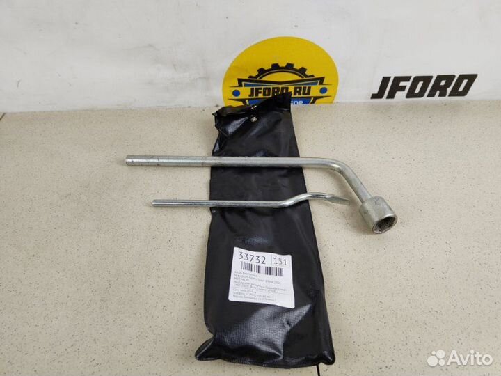 Ключ баллонный Mitsubishi Pajero Sport K94W 2006