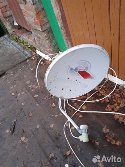 Антенна спутниковая