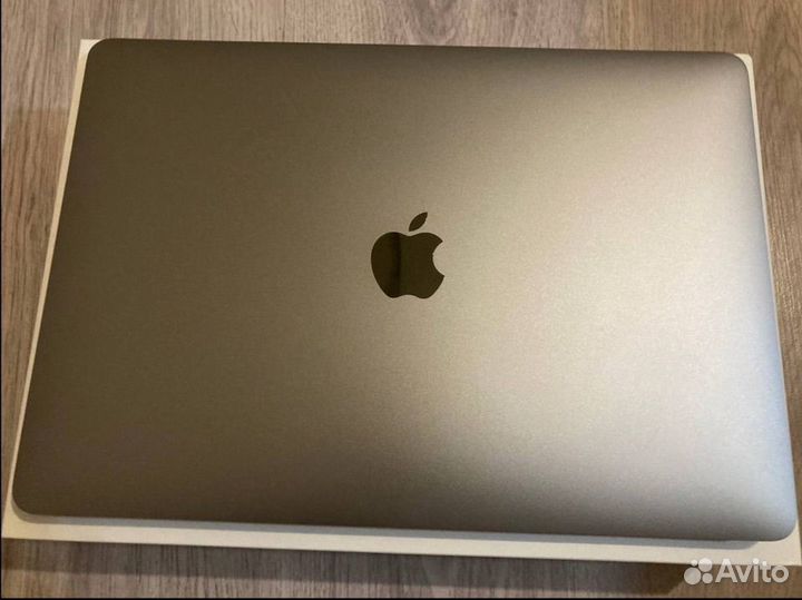 Macbook M1 Air 8/256 Ситилинк Space Gray