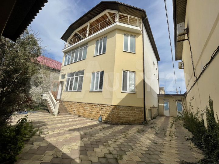 Дача 300 м² на участке 4 сот.