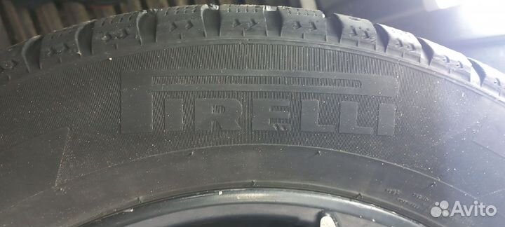 Комплект зимних колес Pirelli R18