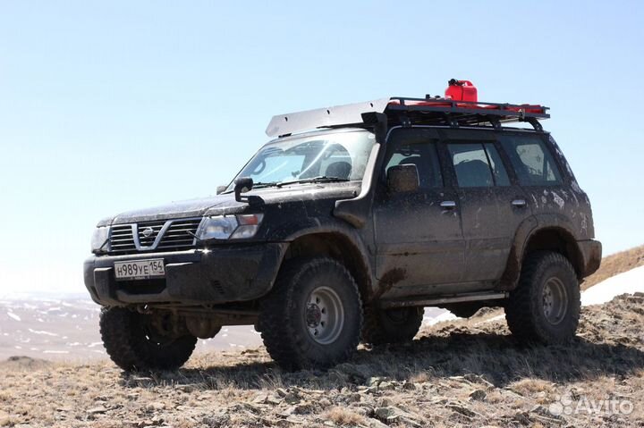 Аренда внедорожника минивена автомобиля трансфер