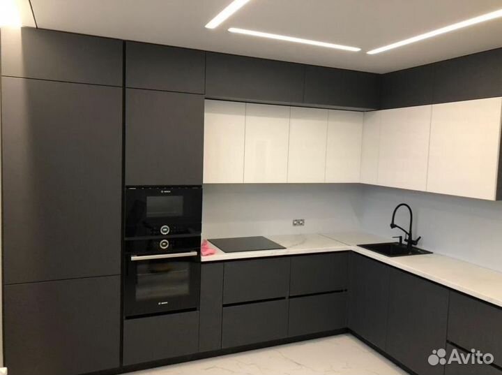 Кухонные гарнитуры. Арт.Ж040