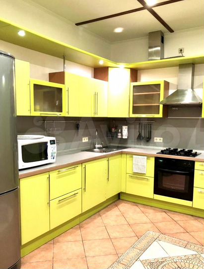 2-к. квартира, 120 м², 4/11 эт.