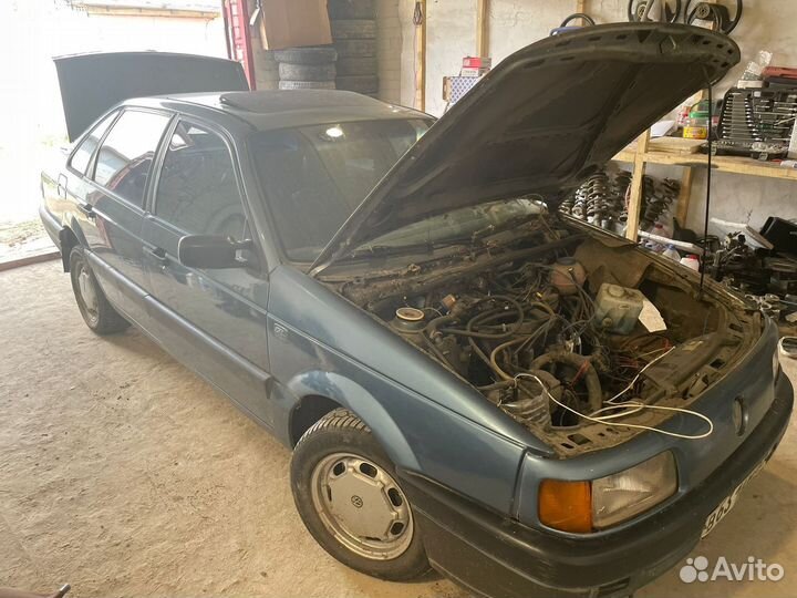 Запчасти на VW Фольксваген Пассат б3 Passat b3