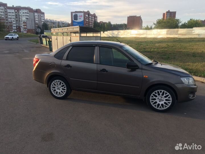 LADA Granta 1.6 AMT, 2015, 232 000 км